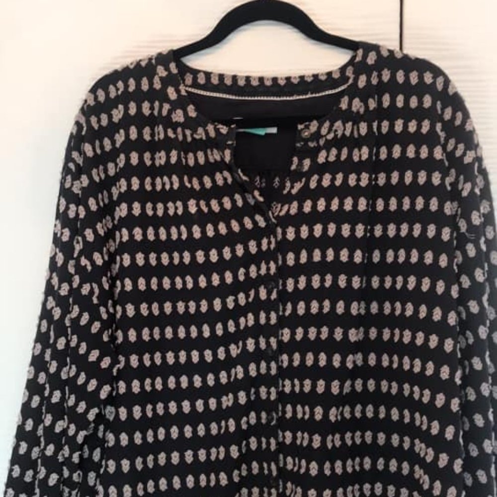 Anthropologie Navy and White Textured Boho Blouse